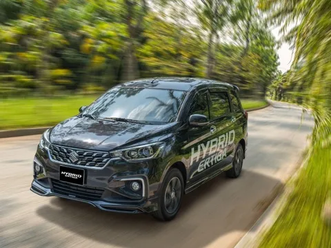 Mẫu xe siêu tiết kiệm xăng của Suzuki giảm sâu gần 90 triệu đồng, vượt Hyundai Stargazer thành MPV rẻ nhất thị trường