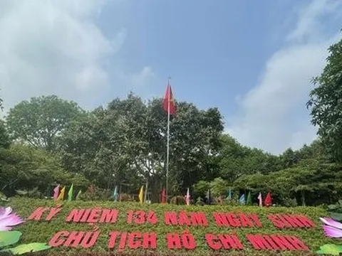 Đổi thay trên quê hương Bác