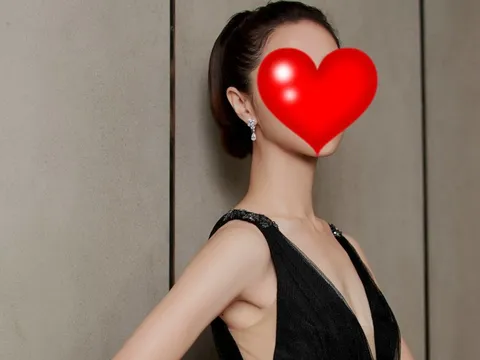 Mỹ nhân nghèo nhất showbiz 45 tuổi vẫn trẻ đẹp, sự nghiệp lận đận chỉ vì chiều cao 1m76