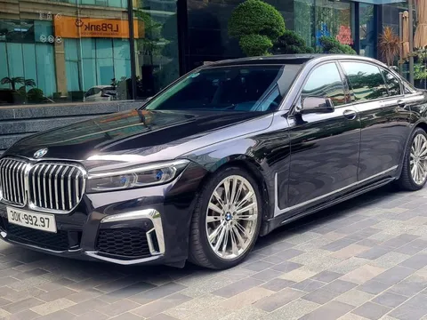 Chào BMW 750Li giá hơn 800 triệu, người bán khẳng định: ‘Tiền làm xe đắt hơn tiền xe, tiết kiệm xăng hơn Camry’