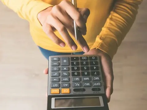 4 hành vi ngớ ngẩn trong quản lý tài chính của đa số người tiêu dùng hiện đại