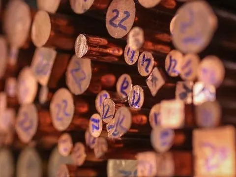 Sau vàng, một kim loại sắp chứng kiến "cơn địa chấn" chưa từng có, giá có thể tăng gấp 4 lần mức gần kỷ lục ở hiện tại