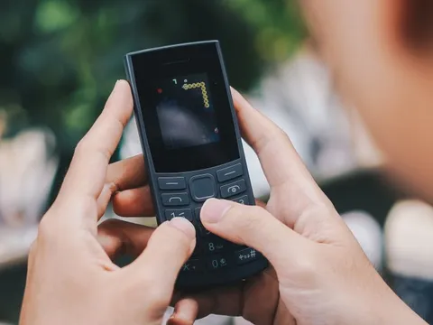 Đánh giá Nokia 105 4G Pro - điện thoại "cục gạch" bán chạy nhất tại Việt Nam: Vào được Facebook, có cả Bluetooth... nhưng để làm gì?