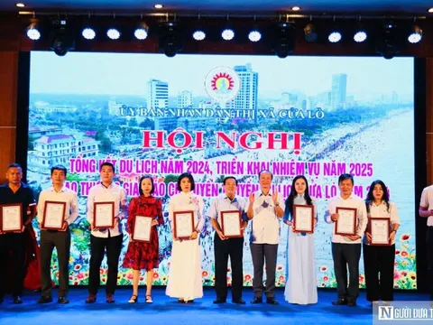 Người Đưa Tin đạt 2 giải tại cuộc thi viết về du lịch Cửa Lò