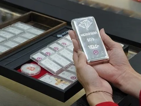 Giá bạc sáng 10/2 giữ quanh mốc 84 triệu đồng/kg