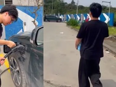 Con trai "ông hoàng nhạc đỏ" đi học về là phải đi làm, được bố nhắn nhủ: "Mệt cũng phải cố"