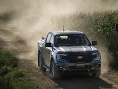 Ford Ranger 2026 thêm nhiều nâng cấp, giá khởi điểm giữ nguyên từ 707 triệu đồng