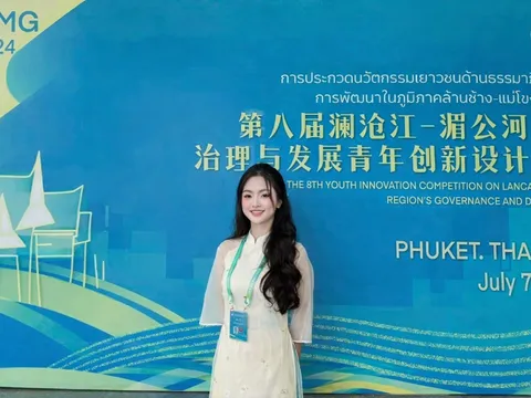 Phiên dịch tiếng Trung: Nghề "cân não" và bản lĩnh của nữ sinh 20 tuổi